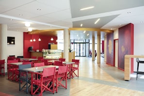 Food court