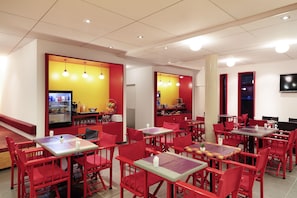 Daily buffet breakfast (EUR 13 per person)