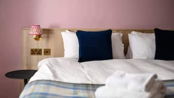 1 bedroom, iron/ironing board, travel crib, WiFi