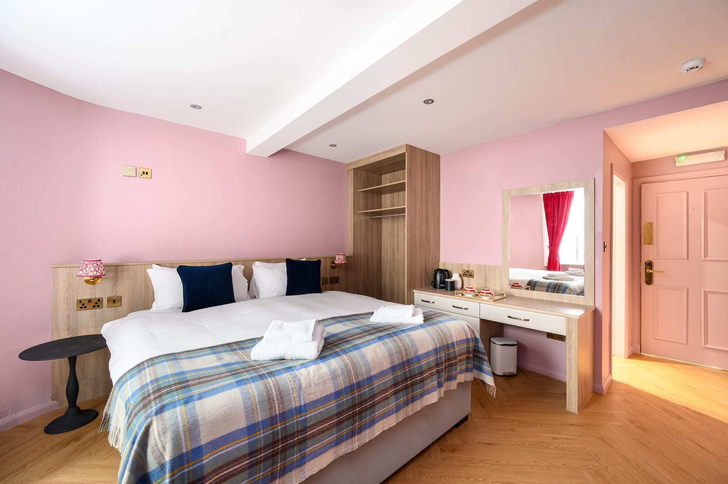 1 bedroom, iron/ironing board, travel crib, WiFi