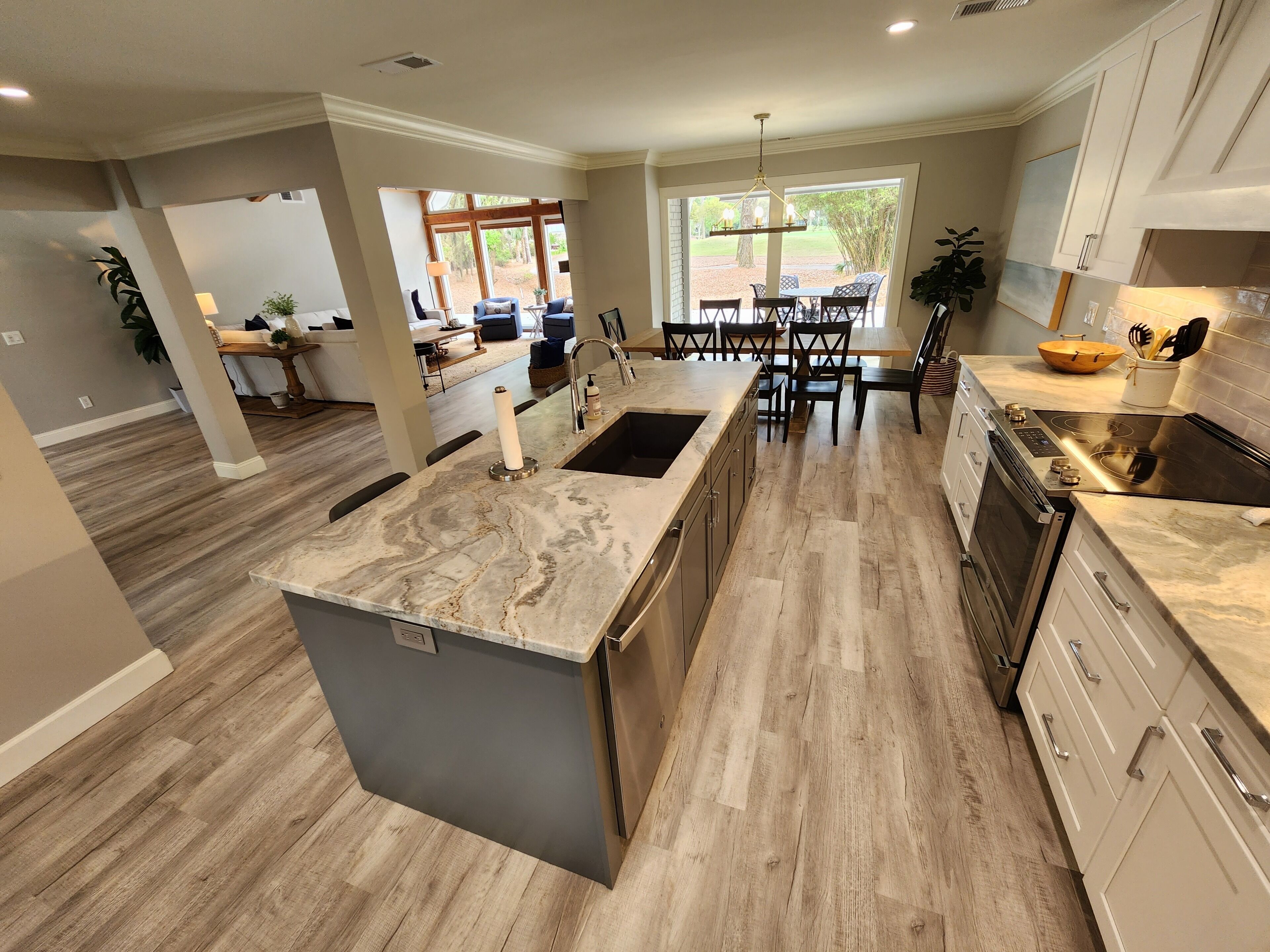 Welcome to Island Rhodes ~ 3B/3B House in Sea Pines Fully Renovated Spring 2023!