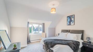 2 chambres, fer et planche Ă repasser, Wi-Fi, draps fournis