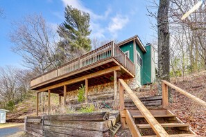 Exterior - Family Friendly Mears Cottage - Walk to the Beach! (Mears)
