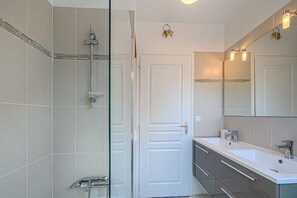 Hair dryer, towels - Ker Anna - Maison proche plage vue golfe (Sarzeau)