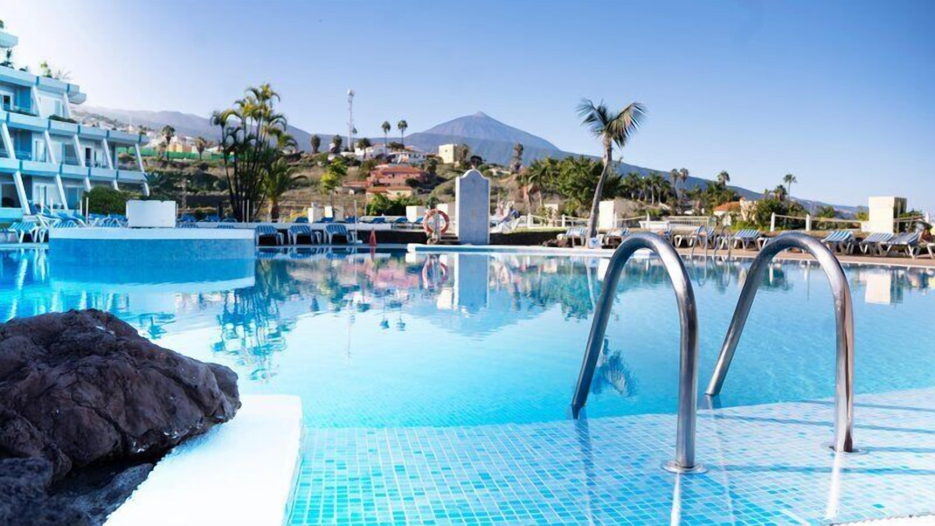 Piscina a l'aire lliure 