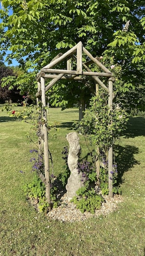 Cottage | Property grounds