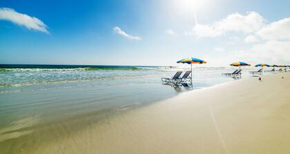 The Shores Beach Cottage - a Short Walk from the Sand - Daytona Beach Shores