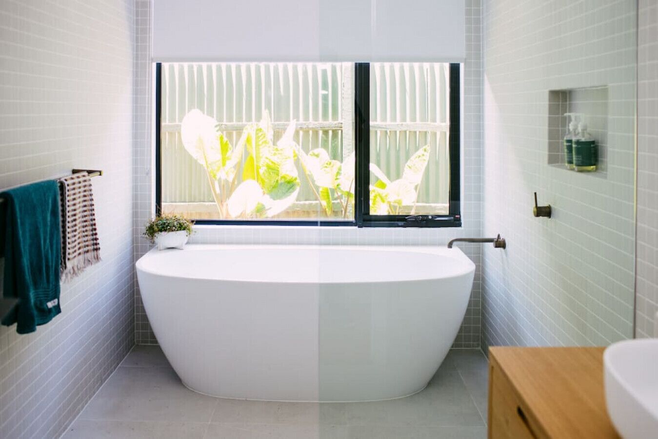 Vere - Spacious & Modern House (Abbotsford)