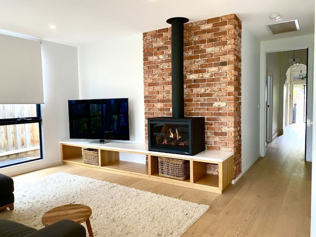 Vere - Spacious & Modern House (Abbotsford)