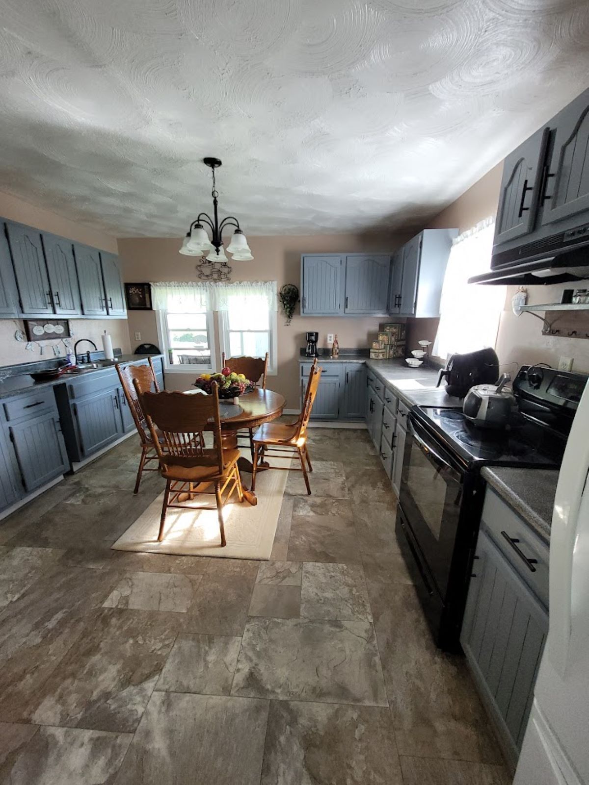 Sunset Hills Farm---Amazing View, Close to Winery