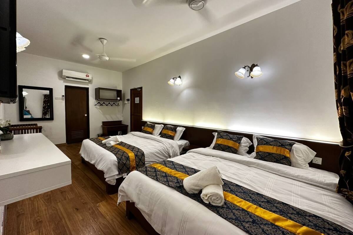 Minibar, bureau, Wi-Fi gratuit, draps fournis