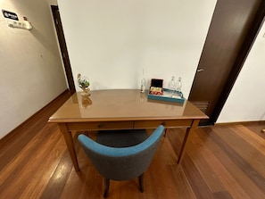 ห้องเอ็กเซกคิวทีฟดับเบิล | มินิบาร์, โต๊ะทำงาน, Wi-Fi ฟรี, ผ้าปูที่นอน