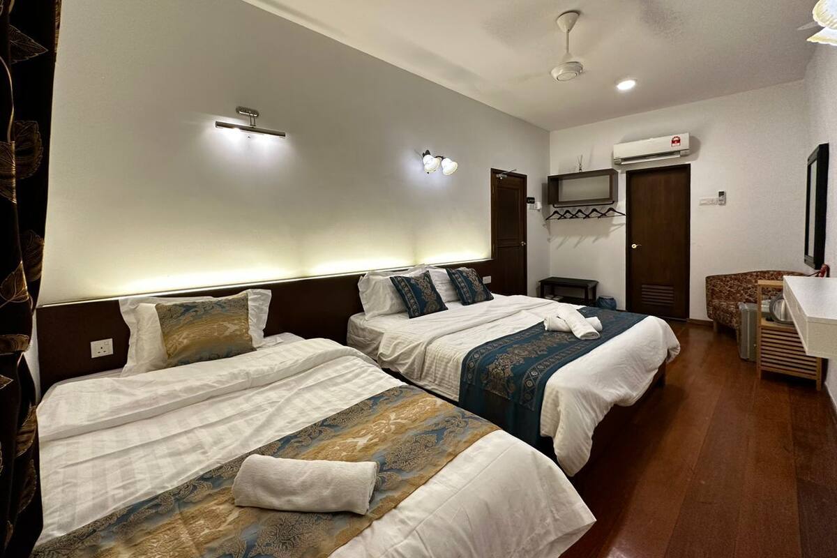 Minibar, bureau, Wi-Fi gratuit, draps fournis
