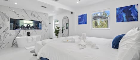 4 slaapkamers, een strijkplank/strijkijzer, reisbedje, wifi