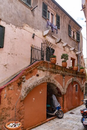 Exterior - Captivating 1-bed Apartment in Kerkira (Corfu)