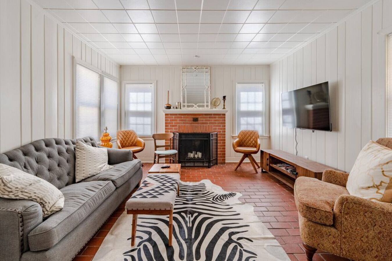 Celebrity Stay - 3BR/2BA - Eclectic Look and Feel