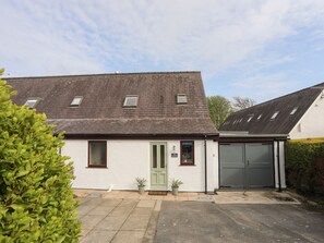 Cottage | Exterior