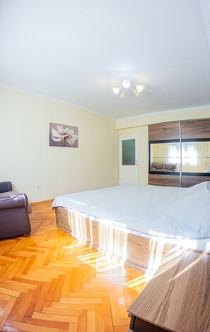 1 bedroom, Internet, bed sheets