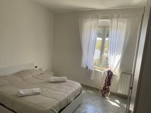2 Schlafzimmer, Bettwäsche