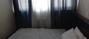 1 habitación, wifi gratis y ropa de cama