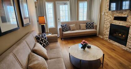 Luxe Mode One Bedroom with Jetted Tub