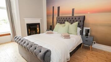 2 bedrooms, individually decorated, individually furnished, free WiFi