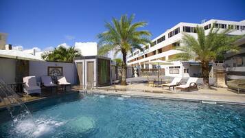 Mặt tiền nơi lưu trú