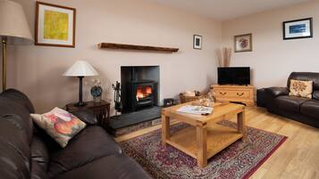 Smart TV, fireplace, table football