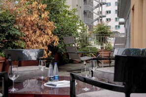 Exterior - Italianway - Corso Como 11 (Milan)