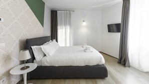 Club Apartment | Desk, iron/ironing board, free WiFi, bed sheets - Italianway - Corso Como 11 (Milan)