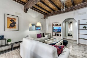 TV connectée, chaîne hi-fi