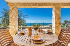 Outdoor dining - Stone Hill House by BarbarHouse (Torre Vado)