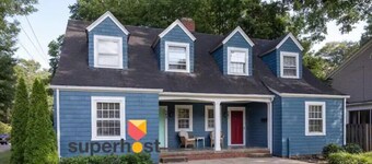 Downtown 1930s 2 BR home - free cancellations