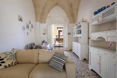 Casa della Sabina by BarbarHouse
