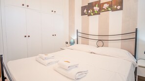 2 Schlafzimmer, Bügeleisen/Bügelbrett, kostenloses WLAN, Bettwäsche