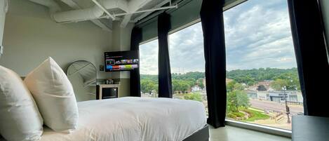 Chambre, 1 très grand lit | Draps en coton égyptien, literie de qualité supérieure