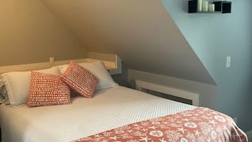 1 Schlafzimmer, BĂŒgeleisen/BĂŒgelbrett, WLAN, BettwĂ€sche