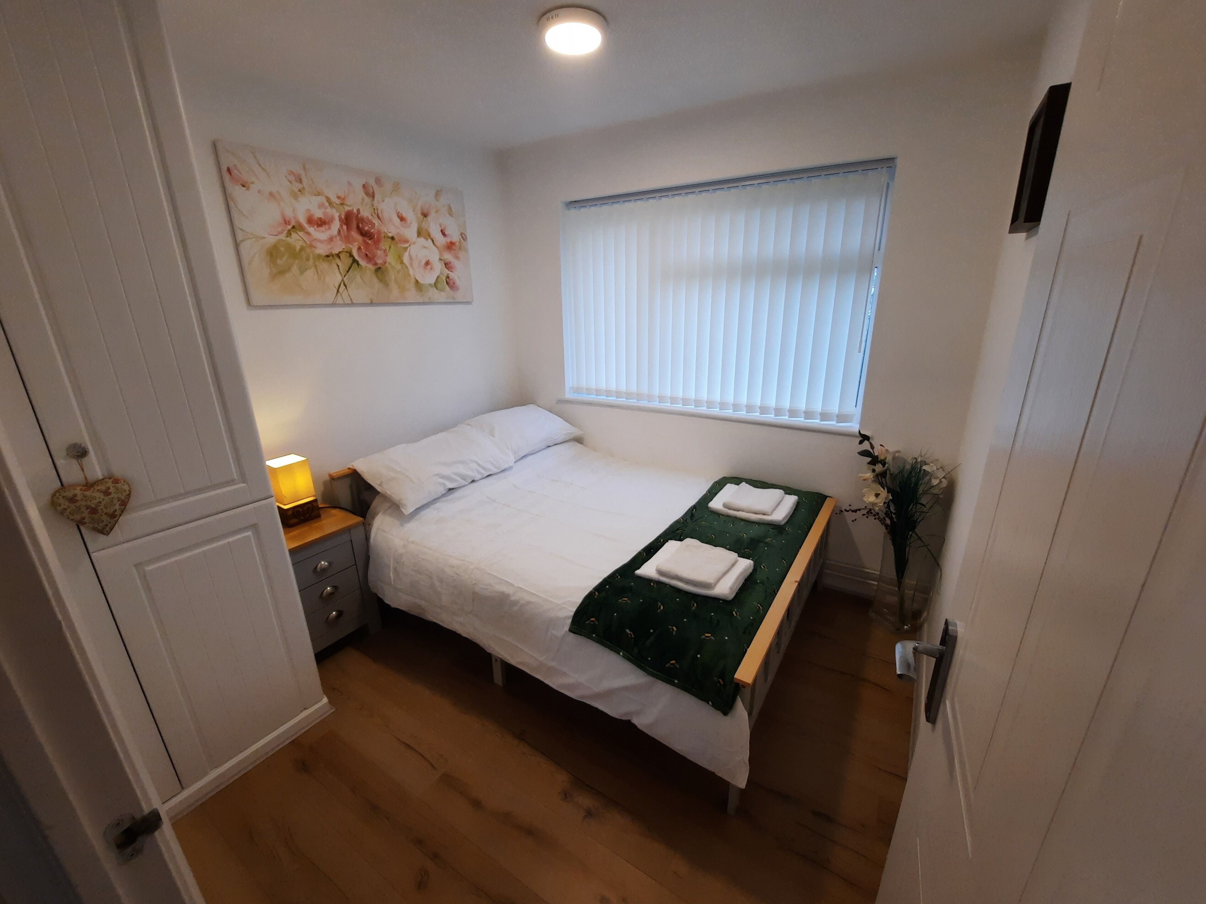 Chalet | 2 bedrooms, iron/ironing board, free WiFi, bed sheets