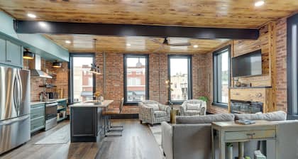 Luxurious Downtown Murphy Vacation Rental Loft!
