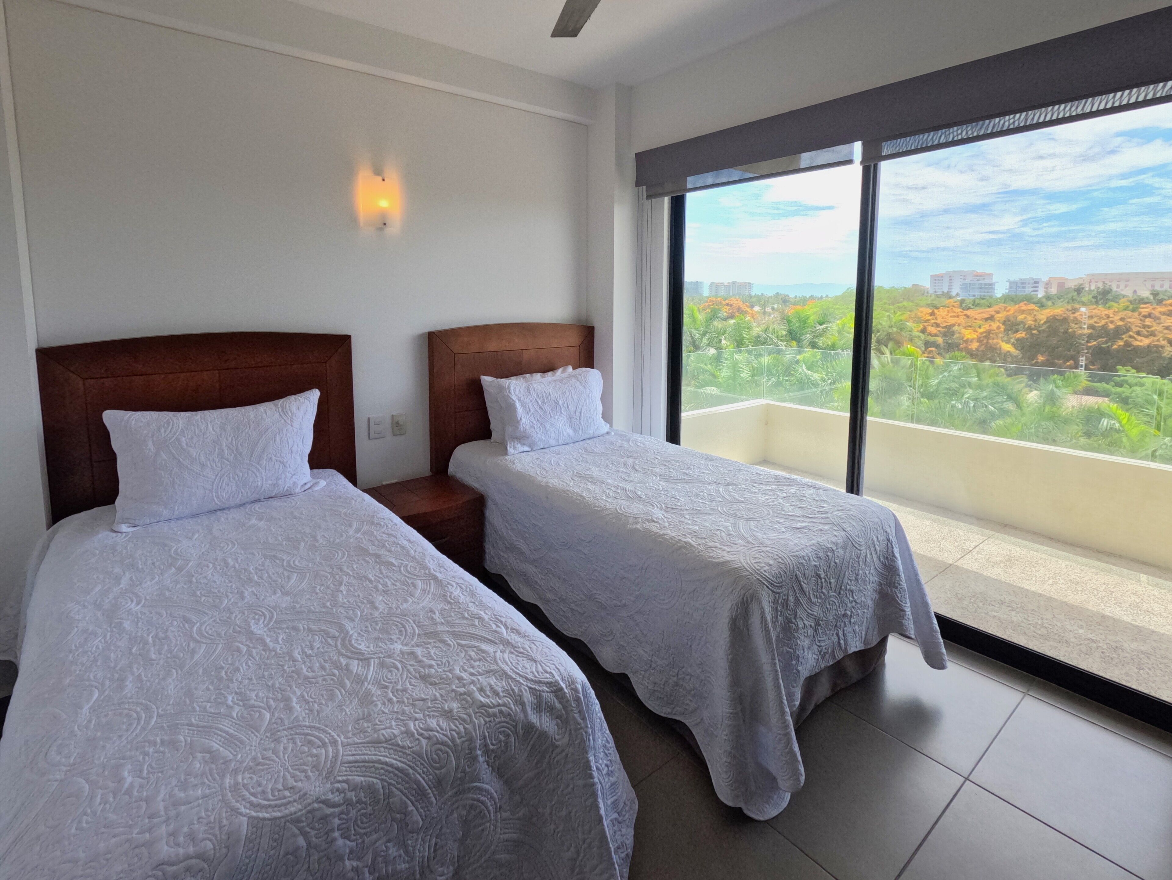 Amazing Penthouse in the heart of Nuevo Vallarta, 6 people, pool