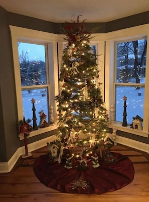 Interior - Lakeview Crossing Vacation Rental (Hammondsport)