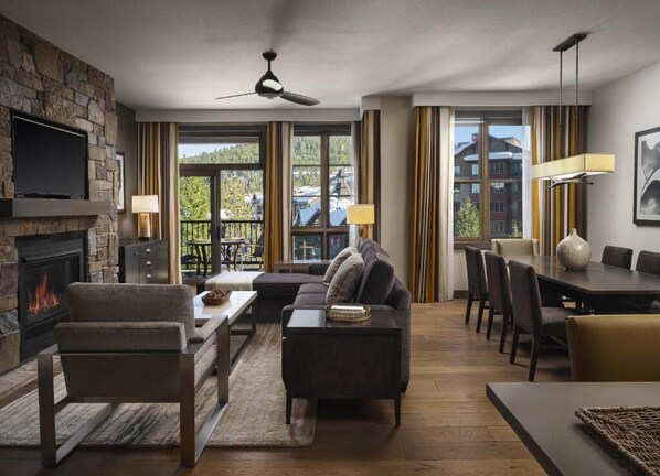 Living area - NORTHSTAR RESORT BY HYATT (Truckee)
