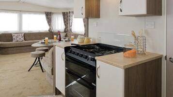 Apartemen, Beberapa Tempat Tidur | Dapur pribadi | Lemari es, microwave, oven, dan kompor