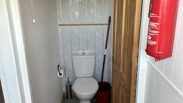 Apartemen, 1 Tempat Tidur Queen | Kamar mandi | Shower