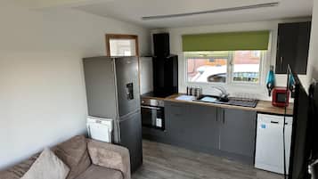 Apartemen, 1 Tempat Tidur Queen | Dapur pribadi | Lemari es, microwave, oven, dan kompor