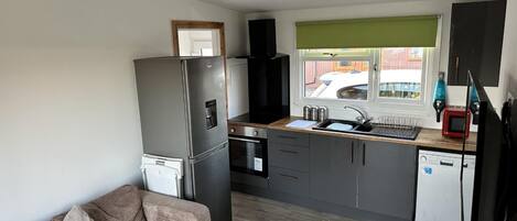 Apartemen, 1 Tempat Tidur Queen | Dapur pribadi | Lemari es, microwave, oven, dan kompor