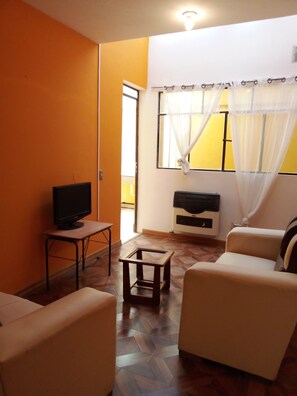 Family Apartment, 2 Bedrooms | Living area