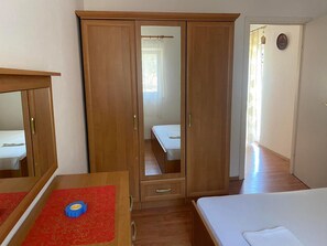 Departamento | 2 habitaciones, tabla de planchar con plancha y wifi gratis