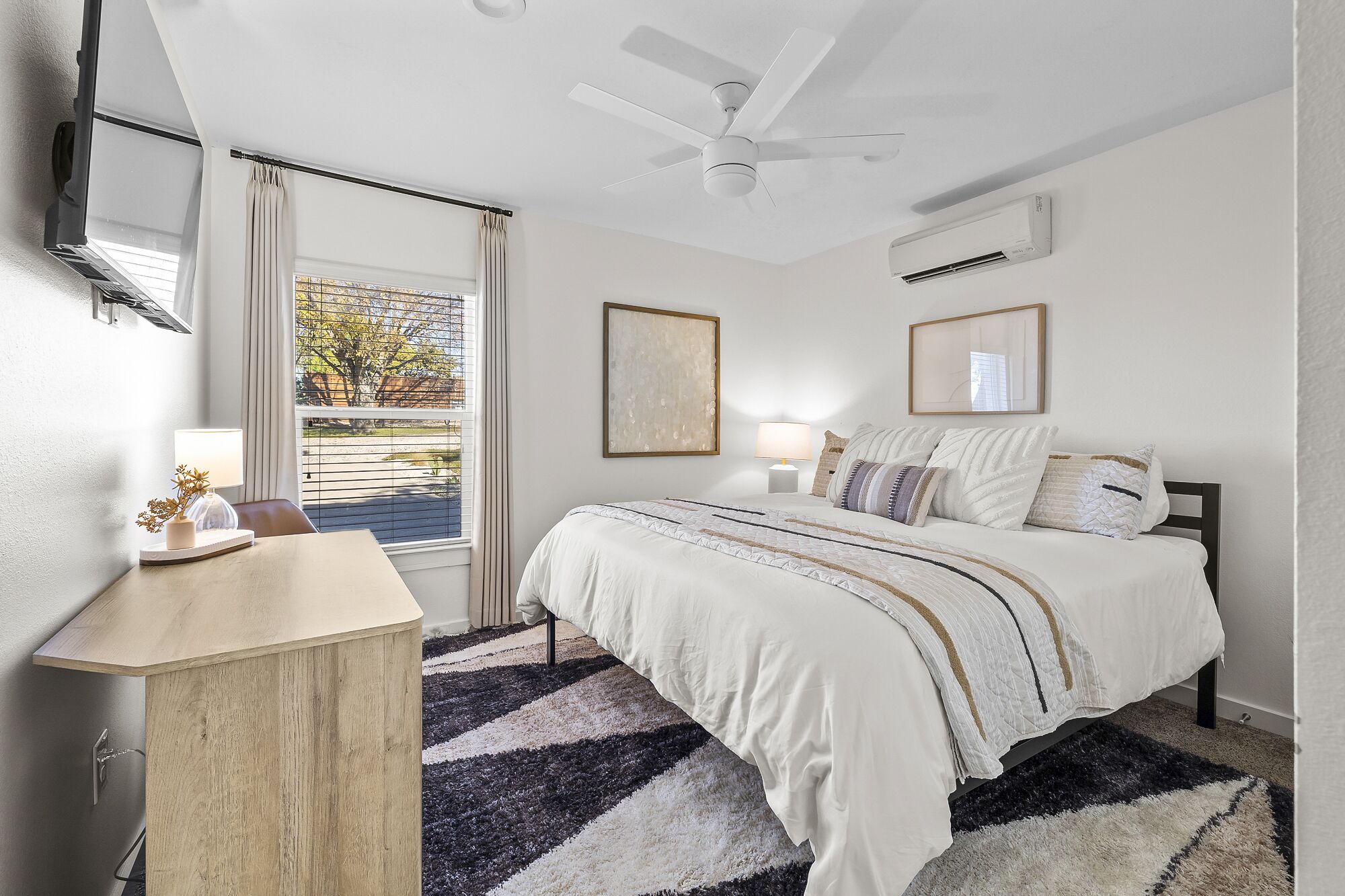 10 chambres, décoration personnalisée, ameublement personnalisé