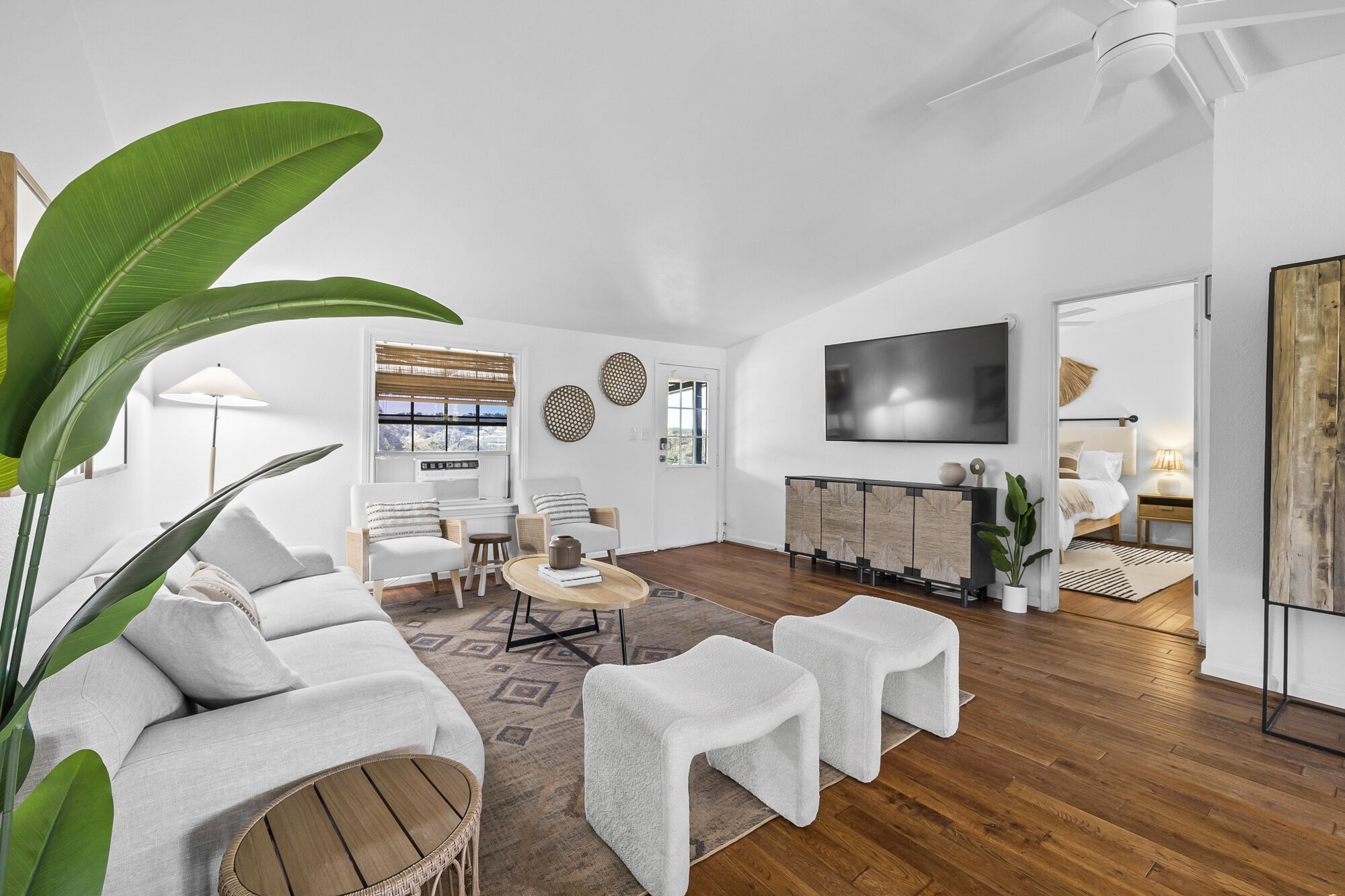 Smart TV 65 pulgadas con canales de televisión digitales, televisión